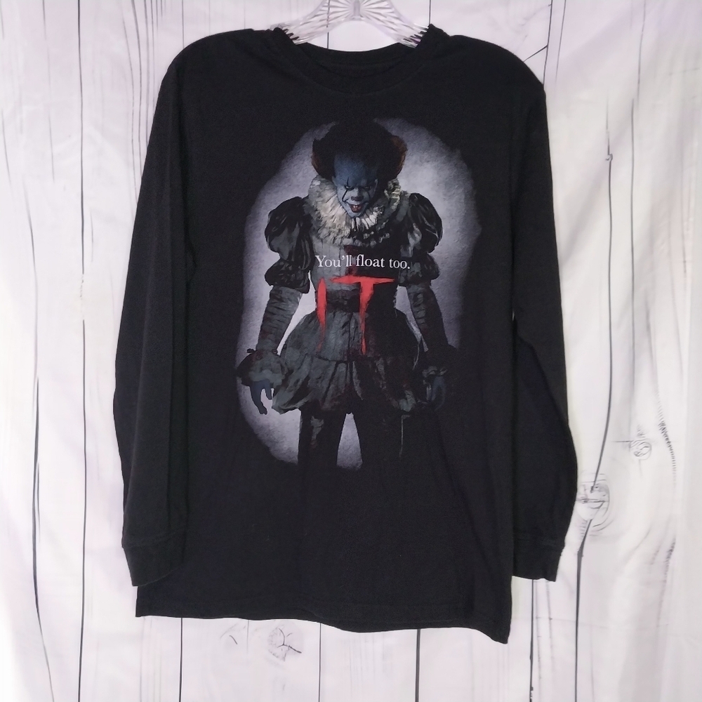 IT Black Long Sleeve Graphic Tee